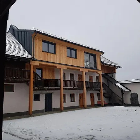 Bauernhof Espi-stables Esterhammer *