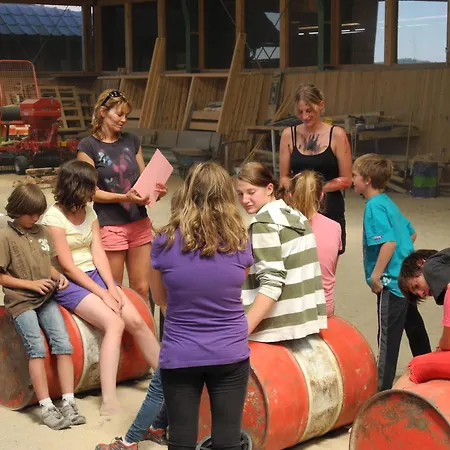 Espi-stables Esterhammer ליבנאו