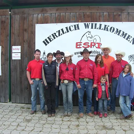 בית חווה Espi-stables Esterhammer *